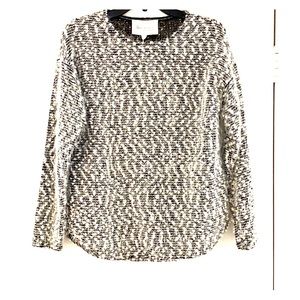 Turo textured sweater. Size small. NWT!